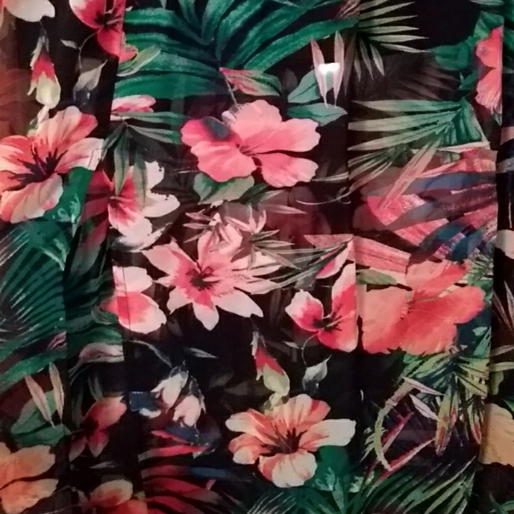 Never worn floral maxi skirt